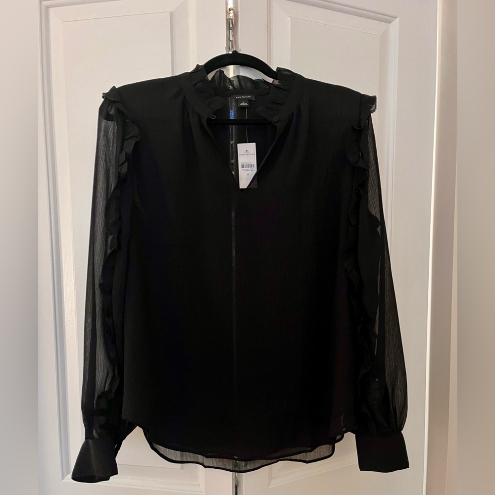 NWT Ann Taylor black top